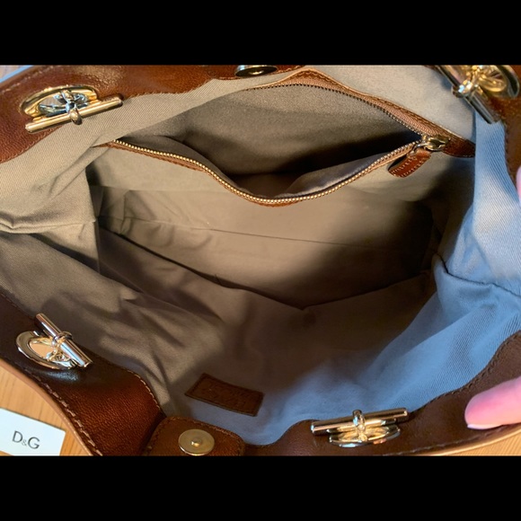 D&G Handbag - Picture 6 of 13